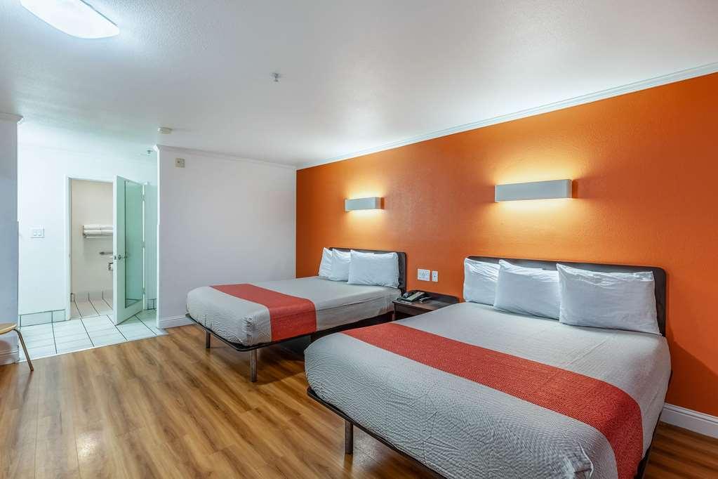 Motel 6-Lodi, Ca الغرفة الصورة