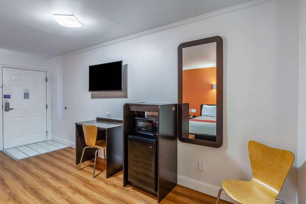 Motel 6-Lodi, Ca الغرفة الصورة